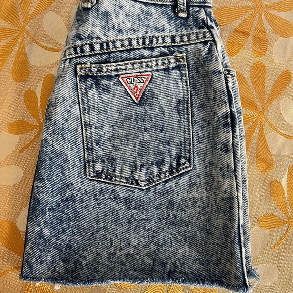 Vintage 80’s GUESS High Wasted Distressed Jean Mini Skirt style #10501
Like New - Picture 6 of 6